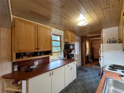 *Reduced* 2 Bedroom Home on 1 Acre For Sale in Finlayson MN - image 5