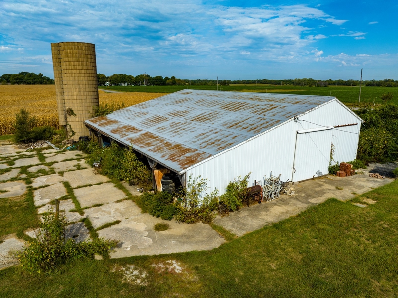 Barn