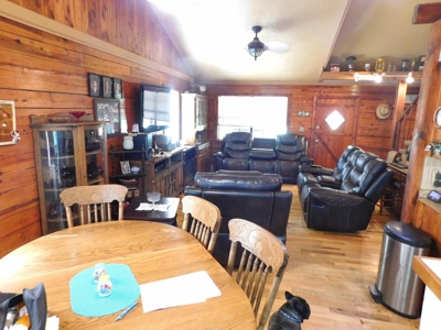 Log Home on Acreage Jasper Buffalo River Region For Sale - image 8