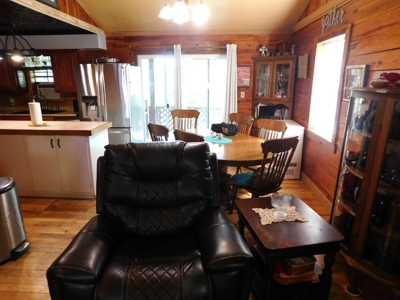 Log Home on Acreage Jasper Buffalo River Region For Sale - image 10
