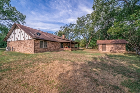 North East Texas Country Home For Sale - image 7
