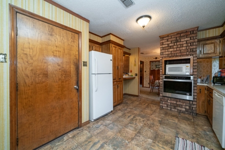 North East Texas Country Home For Sale - image 19