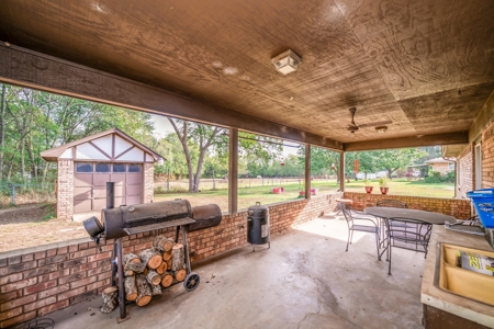 North East Texas Country Home For Sale - image 9