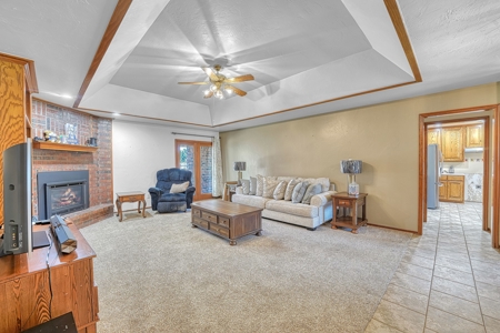 Home For Sale In Weatherford, Oklahoma - image 11