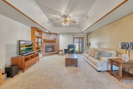 Home For Sale In Weatherford, Oklahoma - image 12
