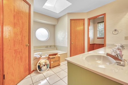 Home For Sale In Weatherford, Oklahoma - image 17