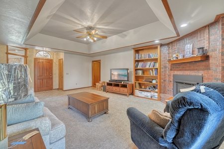 Home For Sale In Weatherford, Oklahoma - image 10