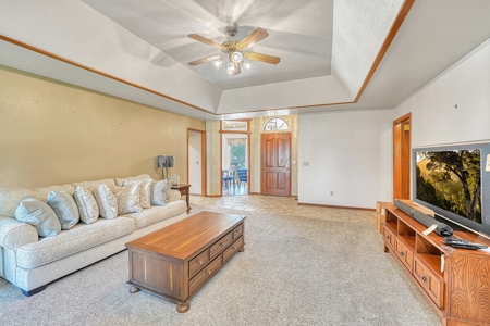 Home For Sale In Weatherford, Oklahoma - image 9