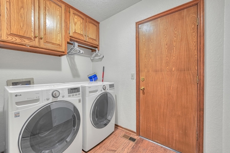 Home For Sale In Weatherford, Oklahoma - image 23
