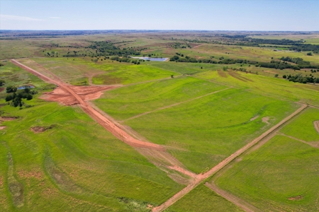 5-Acre Lakefront Tracts Near Foss Lake, OK - image 11
