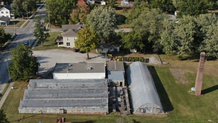 Cameron Mo Greenhouse & Floral Shop For Sale - image 25