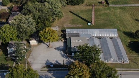 Cameron Mo Greenhouse & Floral Shop For Sale - image 28