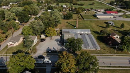 Cameron Mo Greenhouse & Floral Shop For Sale - image 27