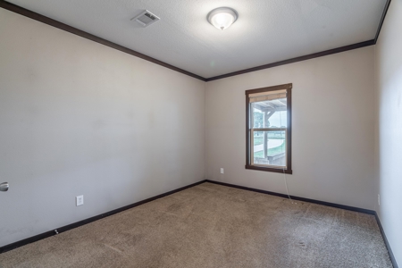 Self-Stainable Exceptional Ranch For Sale in NE TX - image 38