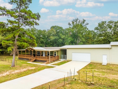 Self-Stainable Exceptional Ranch For Sale in NE TX - image 7
