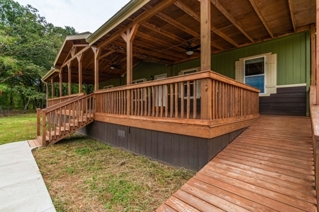 Self-Stainable Exceptional Ranch For Sale in NE TX - image 45
