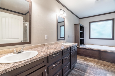 Self-Stainable Exceptional Ranch For Sale in NE TX - image 43