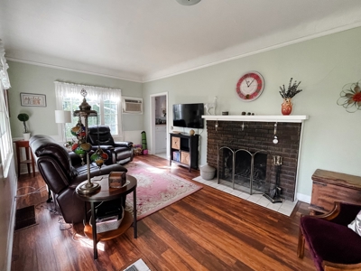 Charming home in great Yakima Neighborhood - image 3
