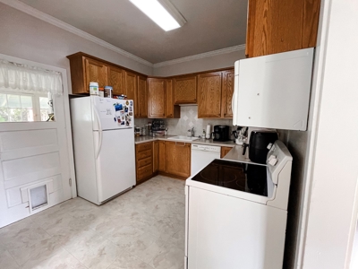 Charming home in great Yakima Neighborhood - image 4