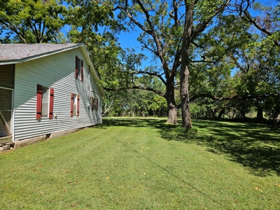 Charming Home With Shop In Ozark County Missouri - image 18