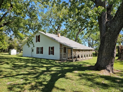 Charming Home With Shop In Ozark County Missouri - image 28