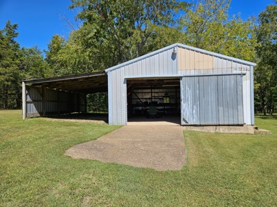 Charming Home With Shop In Ozark County Missouri - image 24
