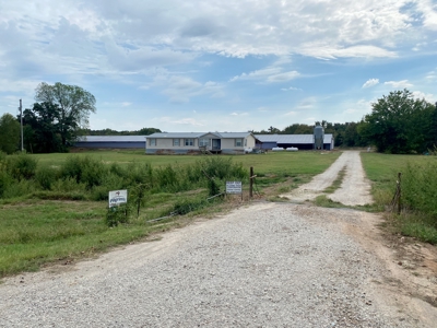 Poultry Farm With Onsite Living For Sale in Mt Vernon TX - image 9