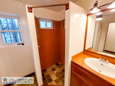 Titled Big Creek Home, Newly Remodeled, Bocas del Toro - image 7