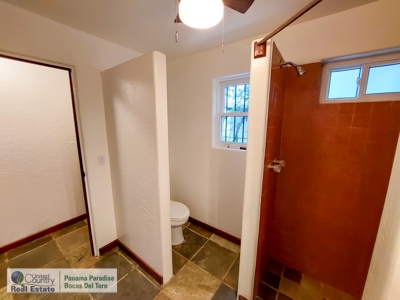 Titled Big Creek Home, Newly Remodeled, Bocas del Toro - image 8