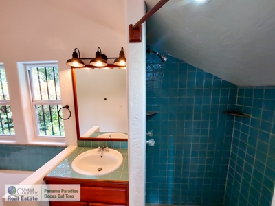 Titled Big Creek Home, Newly Remodeled, Bocas del Toro - image 13