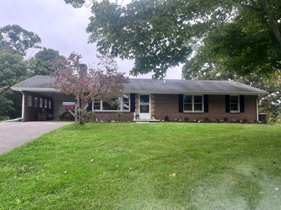 Gallimore Pond and House for Sale in Floyd VA - image 4