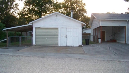 Home For Sale In Chanute, KS - image 3
