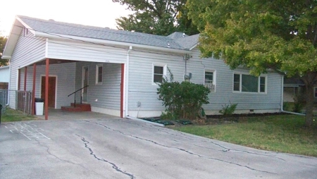 Home For Sale In Chanute, KS - image 4