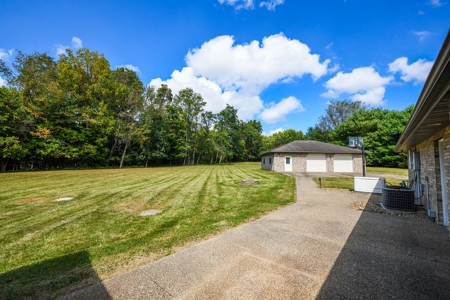 🏡 Bloomington, Indiana Home For Sale | Bid Now! - image 32