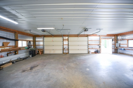🏡 Bloomington, Indiana Home For Sale | Bid Now! - image 37