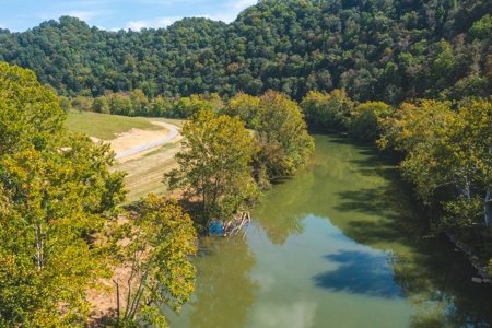 261 Acres Unrestricted Bliss on the Clinch River Auction TN - image 1