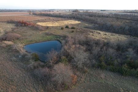 Monroe County Iowa Compact Whitetail Farm - image 38