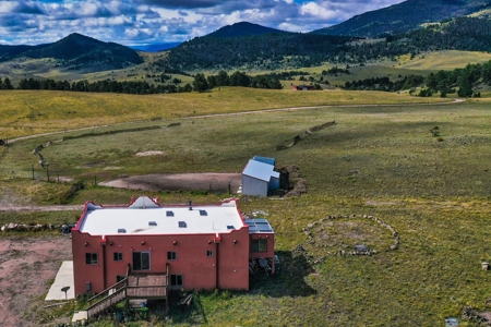Santa-Fe Mountain Oasis An Equestrian Paradise - image 44