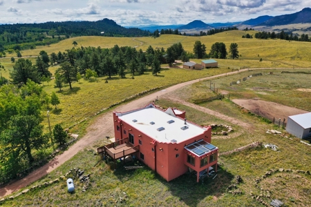 Santa-Fe Mountain Oasis An Equestrian Paradise - image 45
