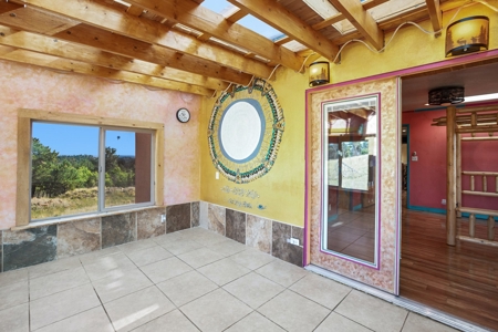 Santa-Fe Mountain Oasis An Equestrian Paradise - image 25