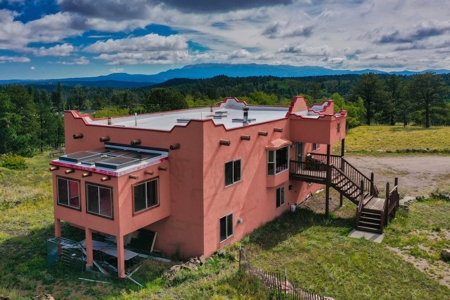 Santa-Fe Mountain Oasis An Equestrian Paradise - image 6