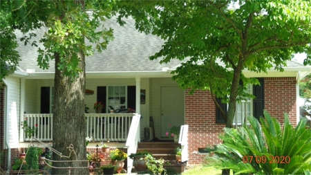 Lake View Home on Lake Wateree, SC. Minutes to Boat Ramp. - image 1