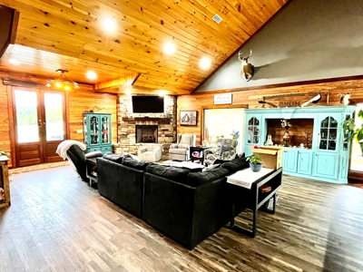 Home and land for sale - image 4