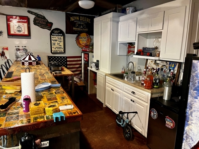 Home and land for sale - image 35
