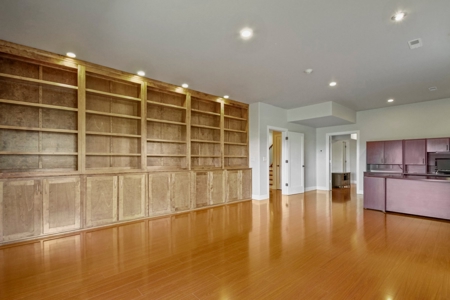 Secluded Luxury Home & Land Close to West Plains Missouri - image 32