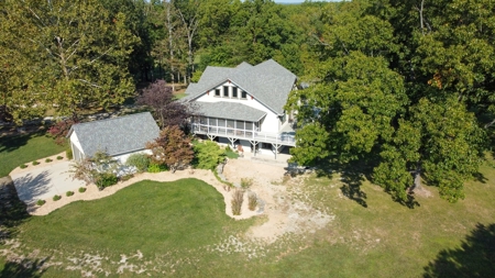 Secluded Luxury Home & Land Close to West Plains Missouri - image 4
