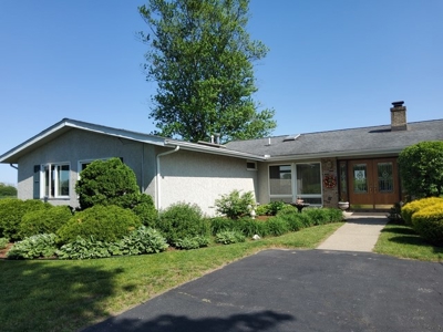 Rock River Executive Home in Gregden Shores - image 7
