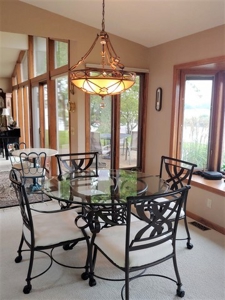 Rock River Executive Home in Gregden Shores - image 19