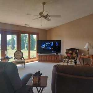 Rock River Executive Home in Gregden Shores - image 18