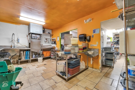 Clinton, OK Restaurant for sale - image 22